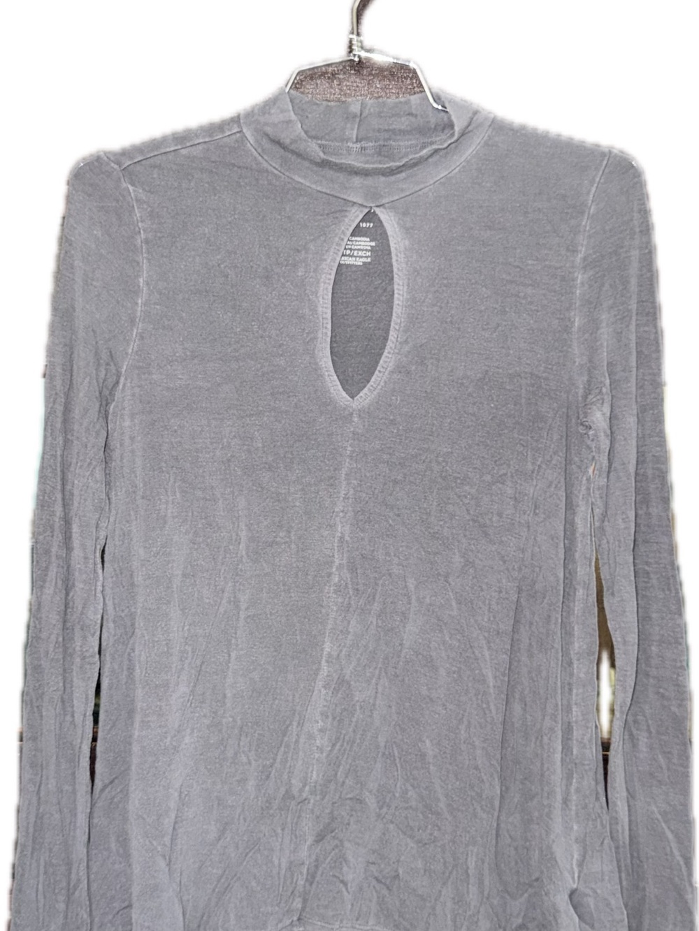 American Eagle Soft & Sexy Keyhole Top Grey Mock Neck Long Sleeve